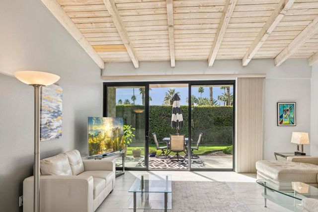 1715 E El Alameda, Palm Springs, CA 92262