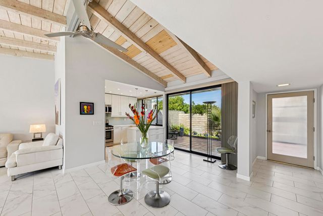 1715 E El Alameda, Palm Springs, CA 92262