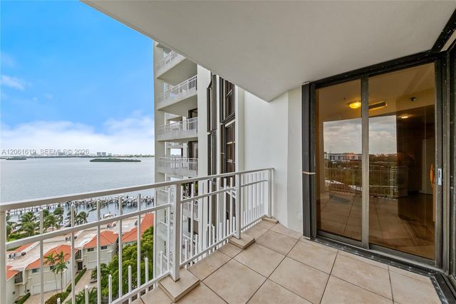 4000 Towerside Ter 1405, Miami, FL 33138