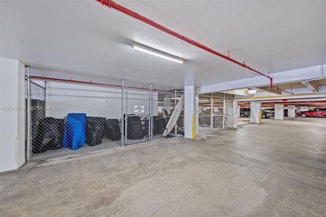 4000 Towerside Ter 1405, Miami, FL 33138