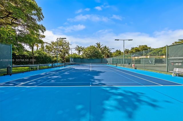 4000 Towerside Ter 1405, Miami, FL 33138