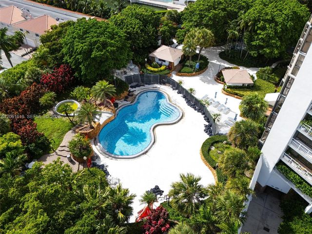 4000 Towerside Ter 1405, Miami, FL 33138