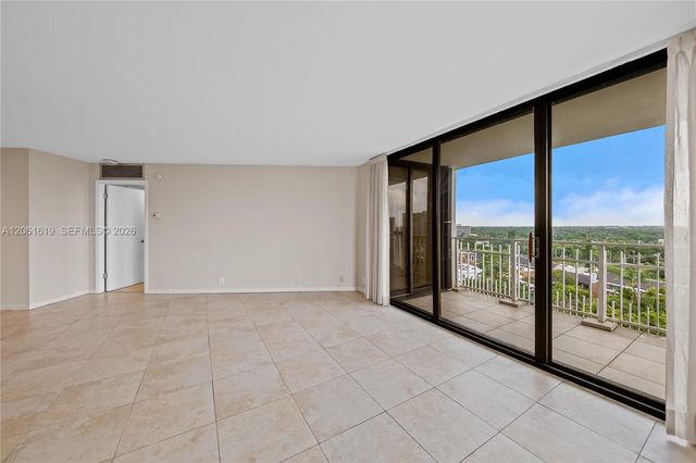 4000 Towerside Ter 1405, Miami, FL 33138