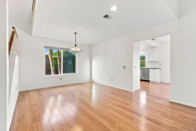 1910 Willow Ridge, Vista, CA 92081