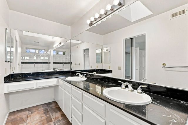 1910 Willow Ridge, Vista, CA 92081