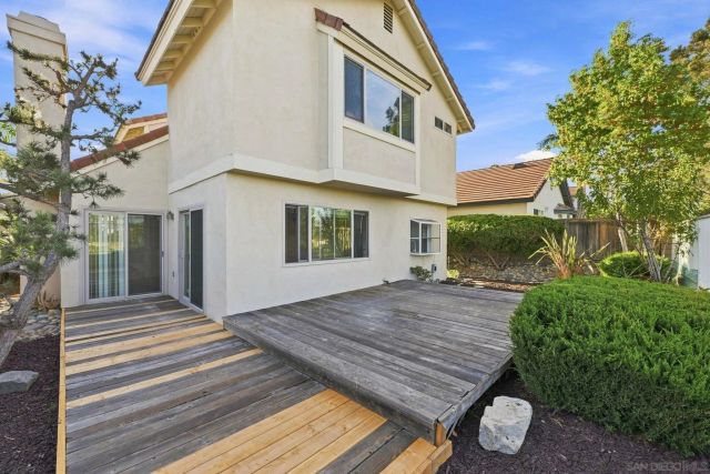 1910 Willow Ridge, Vista, CA 92081