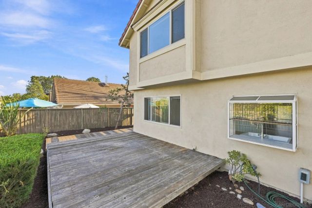 1910 Willow Ridge, Vista, CA 92081