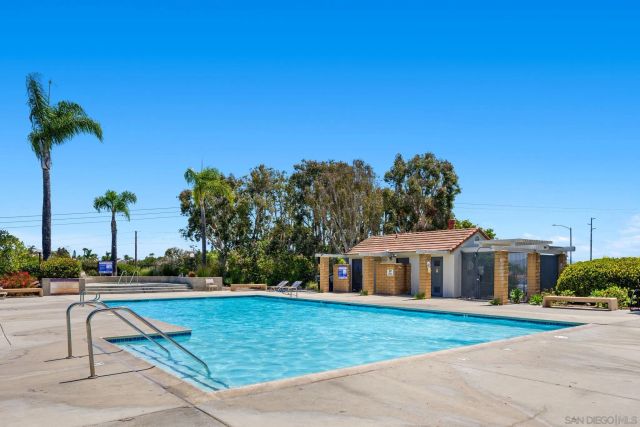 1910 Willow Ridge, Vista, CA 92081