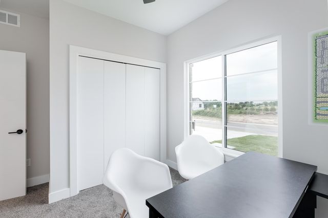 10410 W Graber Cir., Wichita, KS 67215