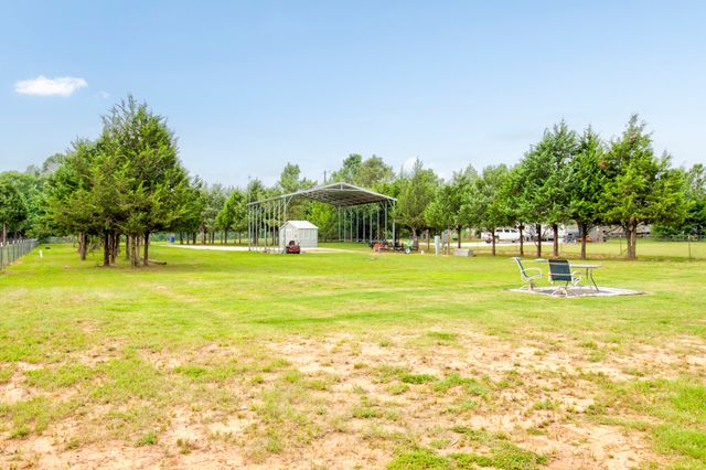1469 CEDAR MILLS, Gordonville, TX 76245