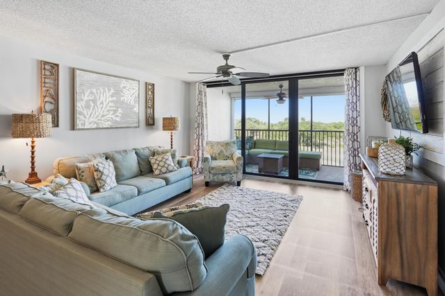 1629 Riverview Rd 620, Deerfield Beach, FL 33441