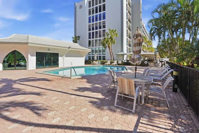 1629 Riverview Rd 620, Deerfield Beach, FL 33441