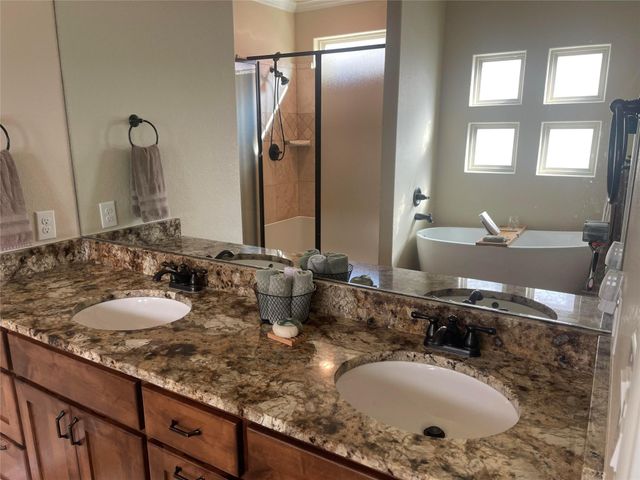 364 Firestone DR, Meadowlakes, TX 78654