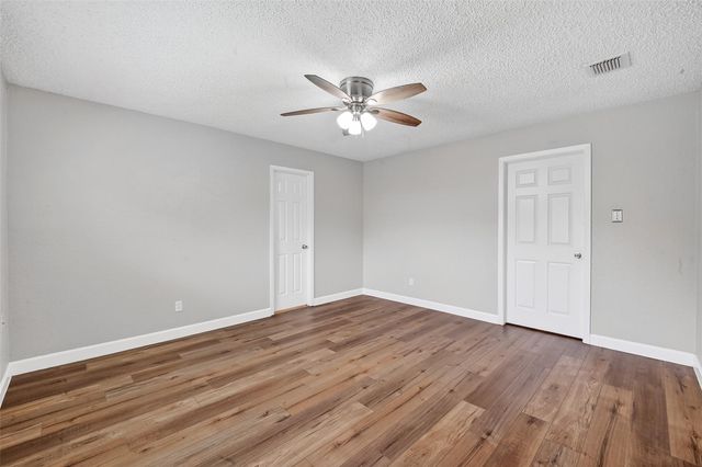 2503 Corral Trail, Friendswood, TX 77546