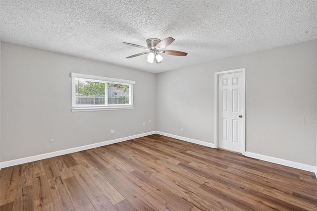 2503 Corral Trail, Friendswood, TX 77546