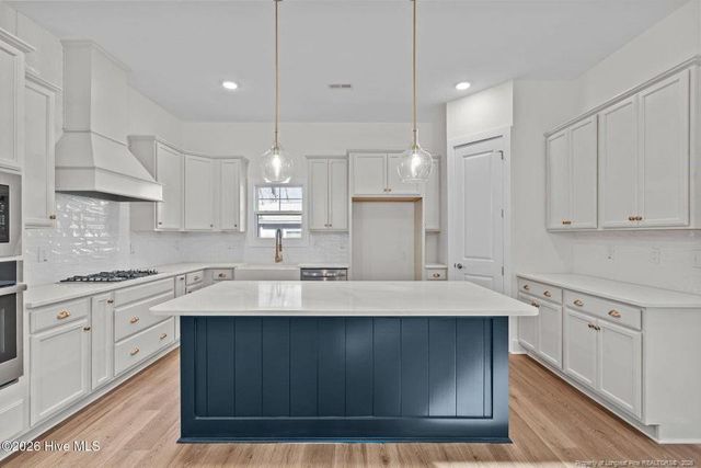 2655 Us 1 Highway, Vass, NC 28394