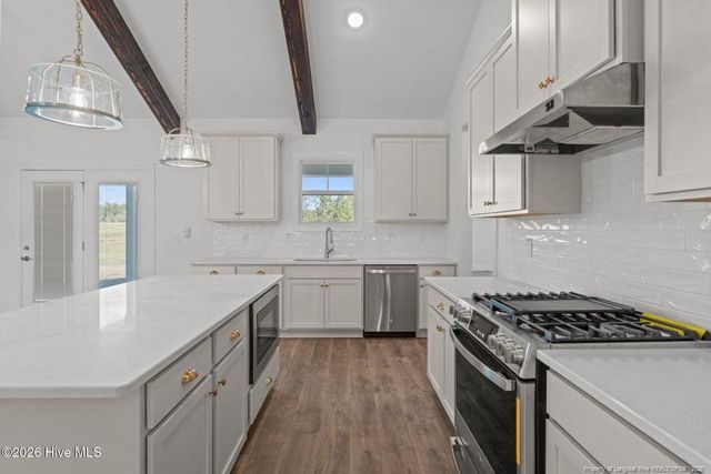 2655 Us 1 Highway, Vass, NC 28394