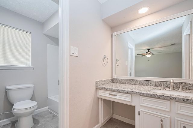 2606 Lexington Woods Drive, Spring, TX 77373