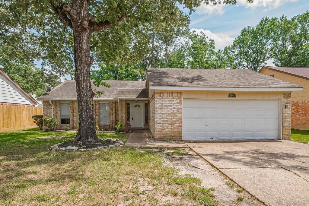 2606 Lexington Woods Drive, Spring, TX 77373