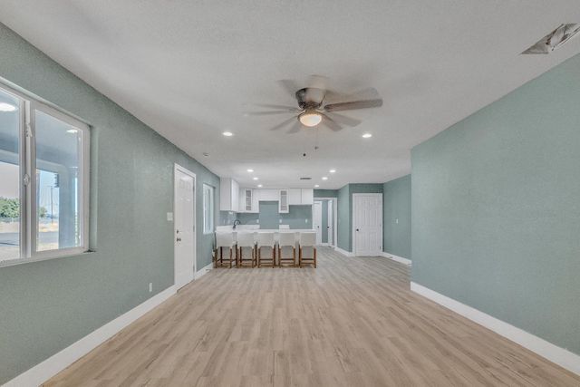 1044 S Anteros Ave, Stockton, CA 95215