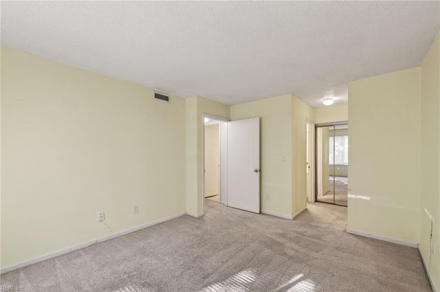 424 Surf Scoter CT, Virginia Beach, VA 23462