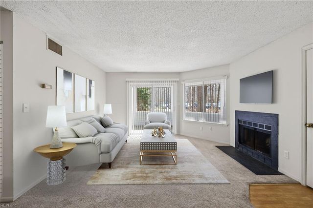 424 Surf Scoter CT, Virginia Beach, VA 23462