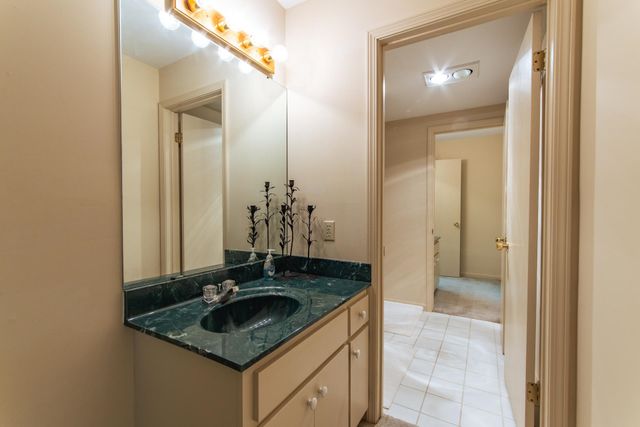 1720 POINT GRAND DR, Savannah, TN 38365