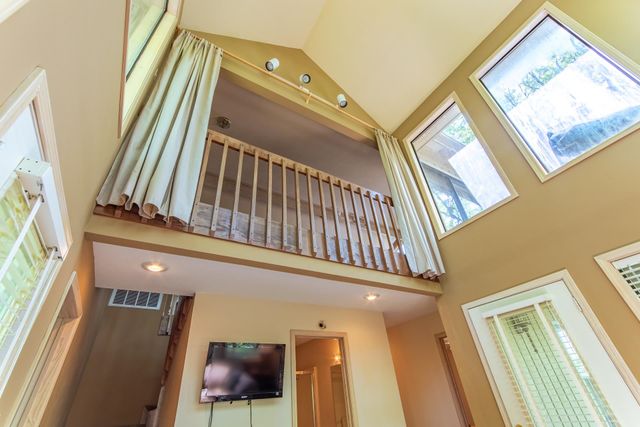 1720 POINT GRAND DR, Savannah, TN 38365