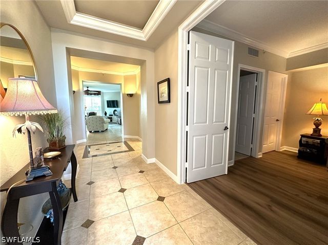 325 Dunes BLVD 306, Naples, FL 34110