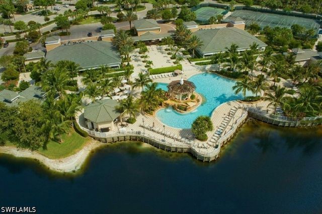 325 Dunes BLVD 306, Naples, FL 34110