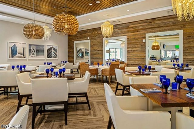 325 Dunes BLVD 306, Naples, FL 34110