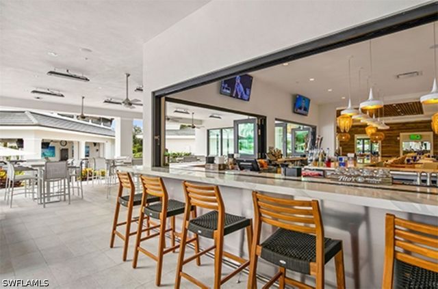 325 Dunes BLVD 306, Naples, FL 34110