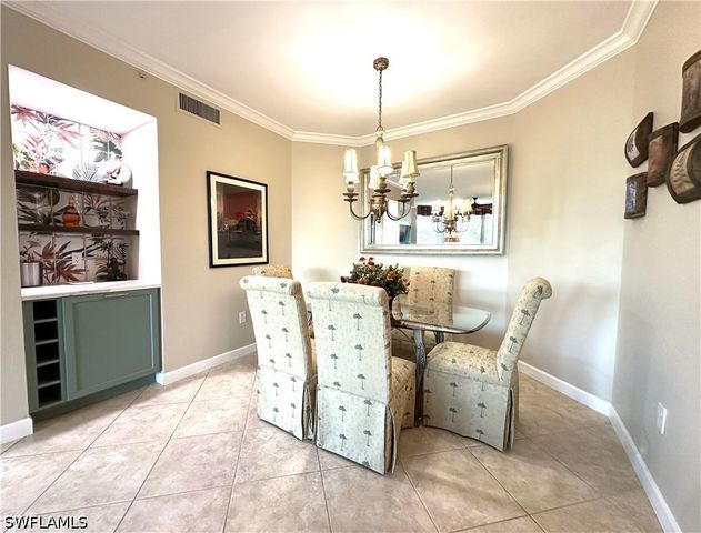 325 Dunes BLVD 306, Naples, FL 34110