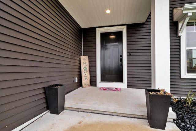 1429 Harbor Lights ROAD, Suamico, WI 54173