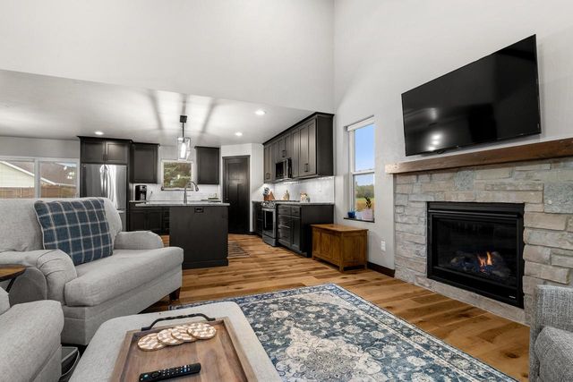 1429 Harbor Lights ROAD, Suamico, WI 54173