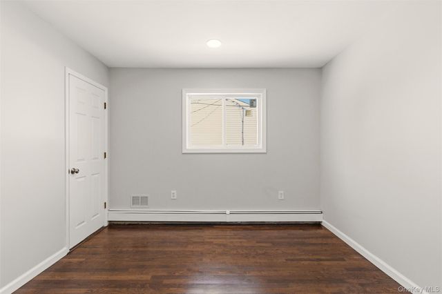 25 Whitetail Lane, Commack, NY 11725