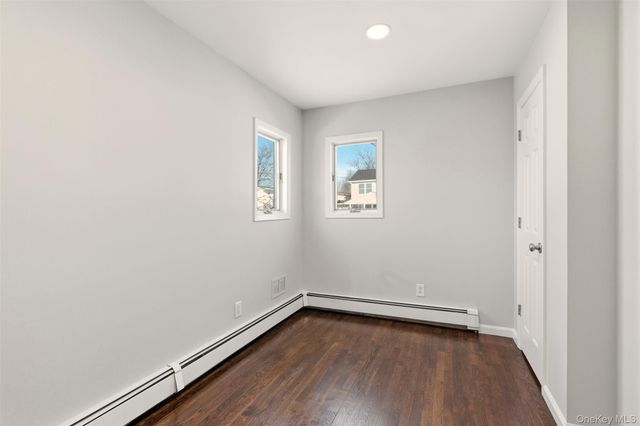 25 Whitetail Lane, Commack, NY 11725