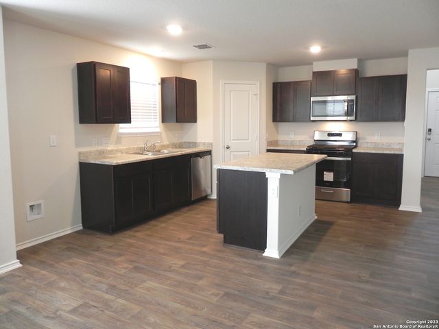 9506 Ranch Loop, San Antonio, TX 78254