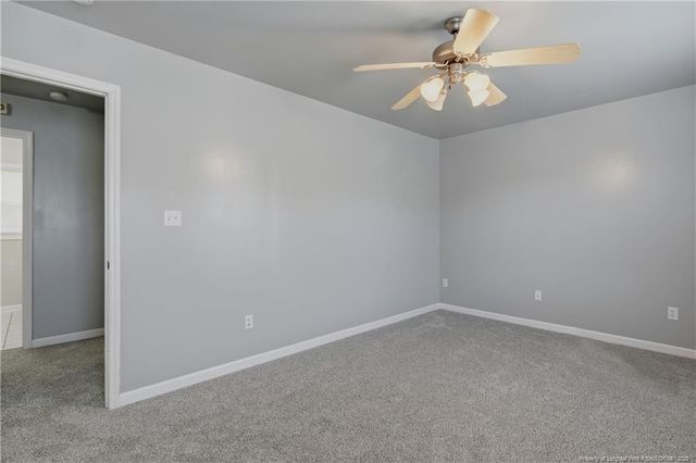 246 Fallingleaf Drive, Raeford, NC 28376