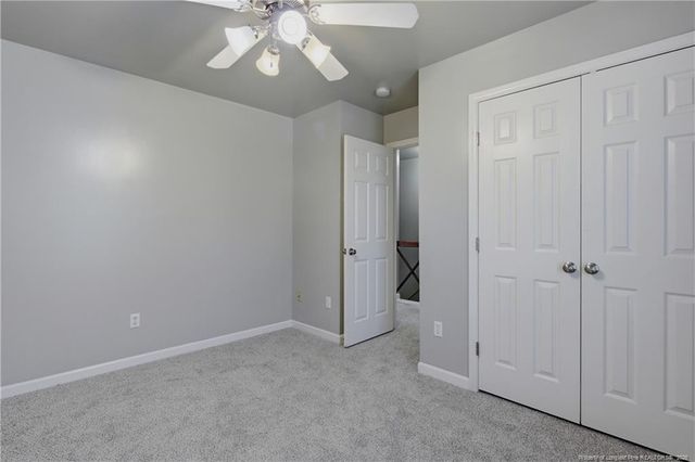 246 Fallingleaf Drive, Raeford, NC 28376