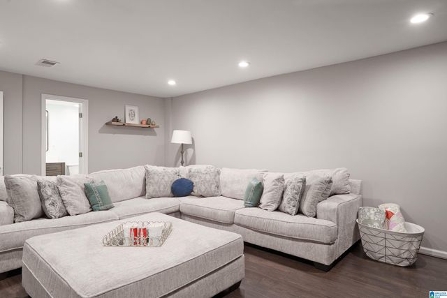 4028 MILNER WAY, Hoover, AL 35242