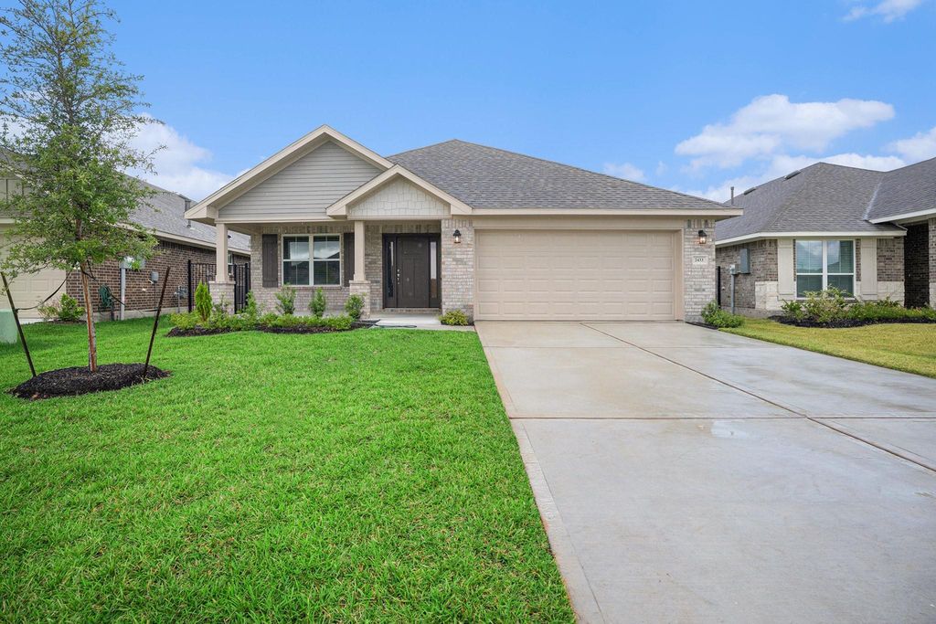 2214 Sereno Shores Drive, Texas City, TX 77568