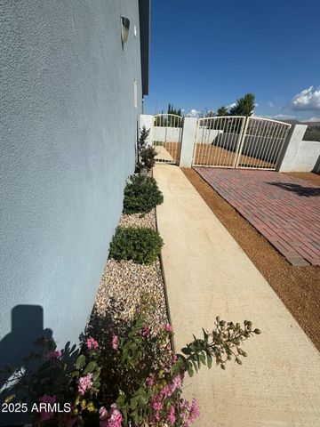 7907 E TAOS Street, Globe, AZ 85501