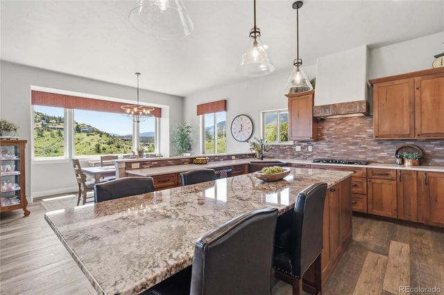 5330 Country Club Drive, Larkspur, CO 80118