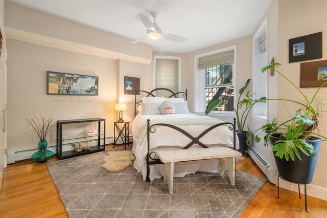 1081 Beacon 8, Brookline, MA 02446