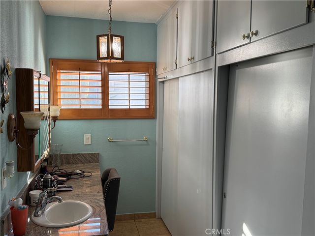 6581 Merito, San Bernardino, CA 92404