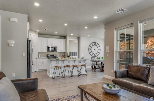 2311 N ESCONDIDO, Washington, UT 84780