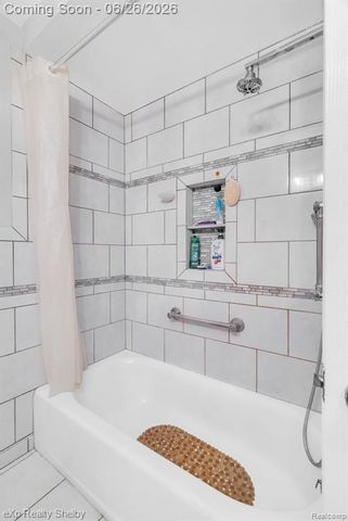 29417 Park Place Drive, Warren, MI 48093