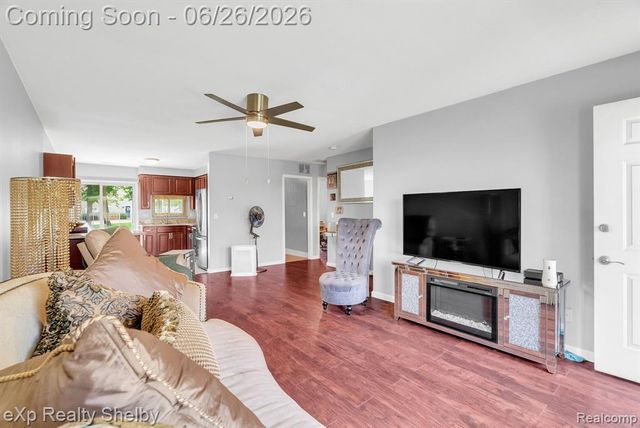 29417 Park Place Drive, Warren, MI 48093