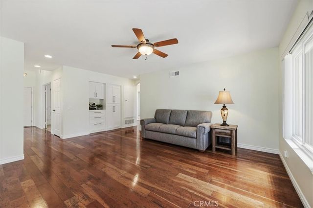 1309 Oxford Circle, Corona, CA 92878